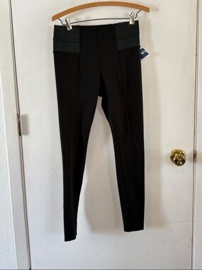 Ci Sono black ponte knit skinny stretch pants Size Medium